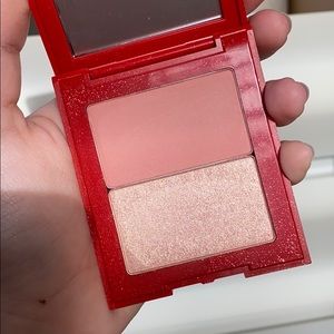 *LIMITED EDITION* Kylie Blush/Highlighter Duo